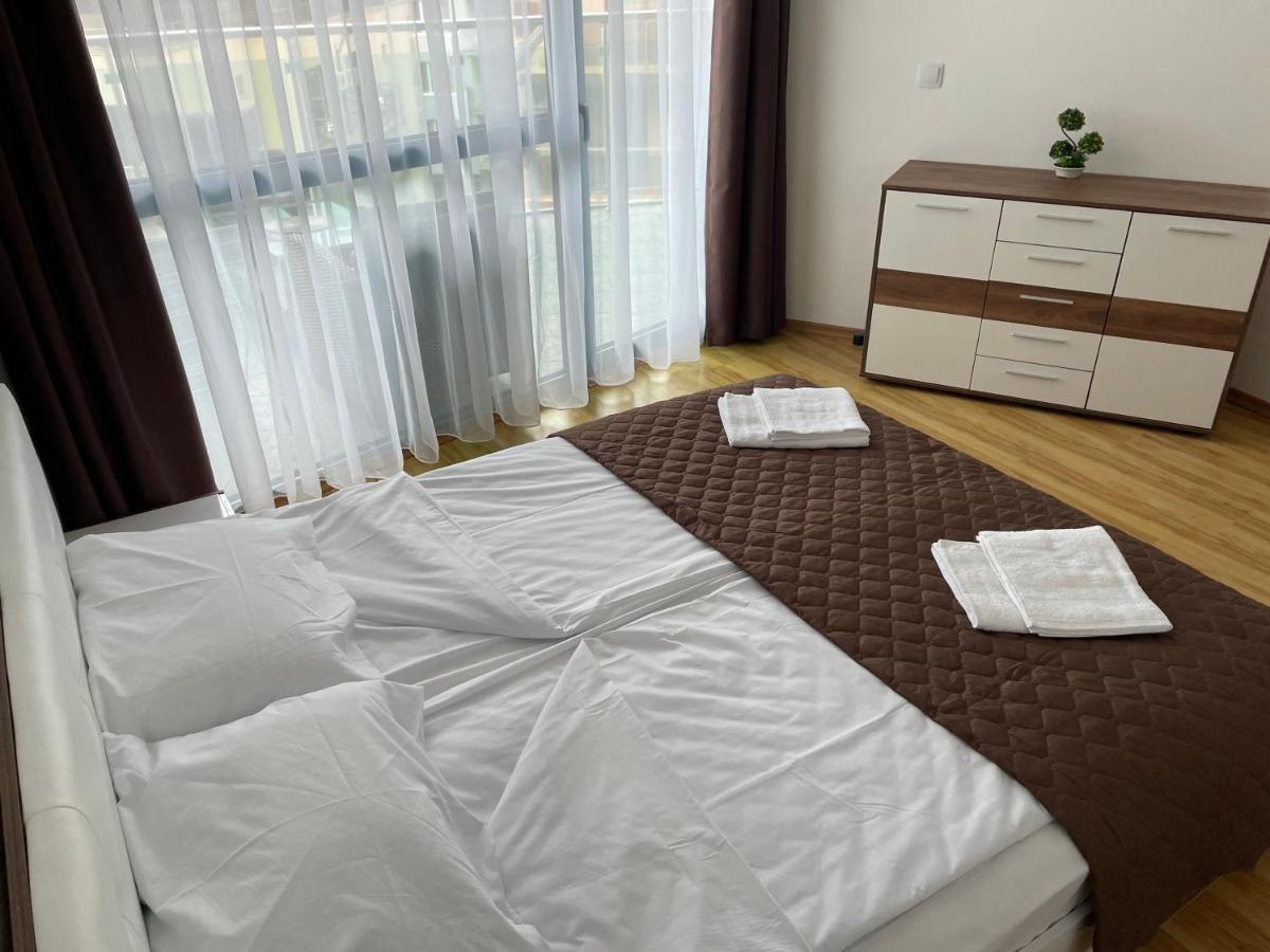 Spacious And Cozy Apartment In Complex Del Sol Primorsko Esterno foto