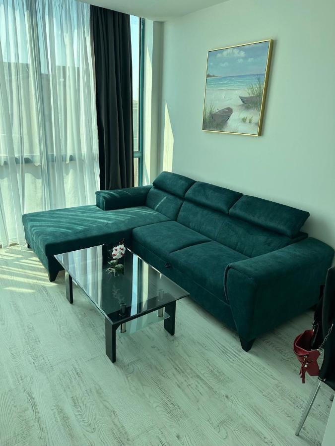 Spacious And Cozy Apartment In Complex Del Sol Primorsko Esterno foto
